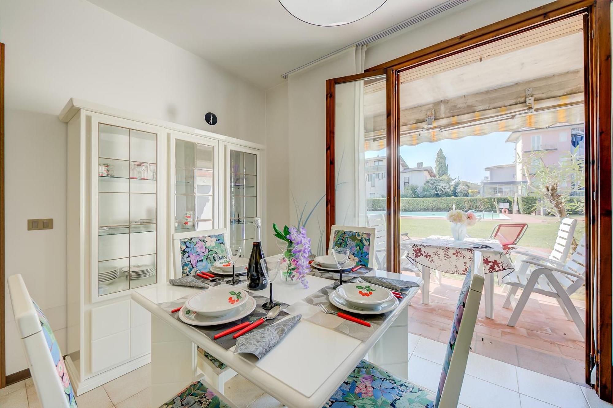 Lella Apartment Front Beach Garda Lake - Happy Rentals Σιρμιόνε Εξωτερικό φωτογραφία