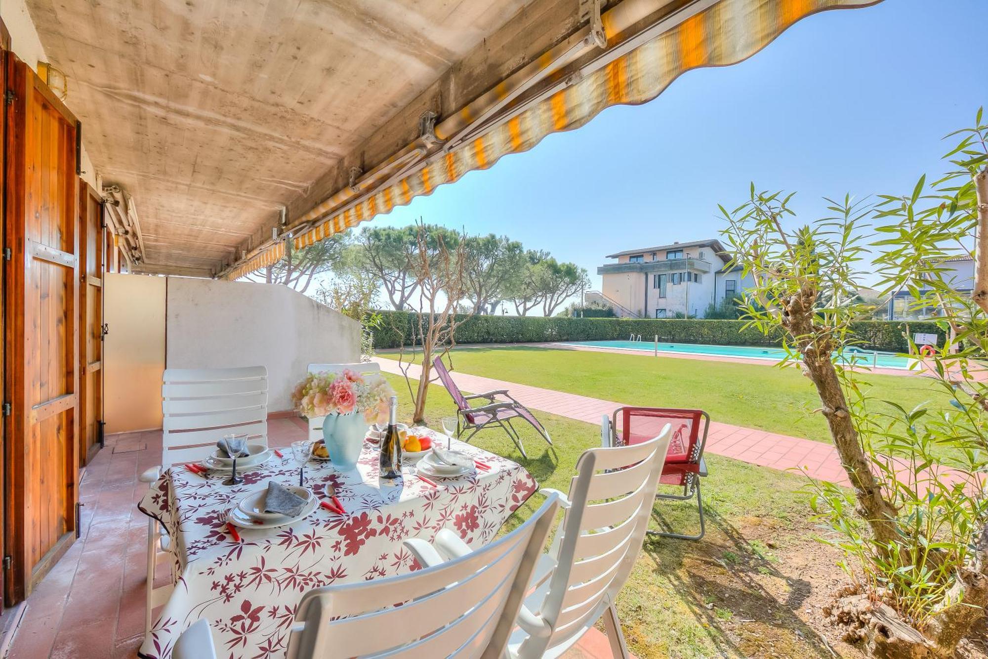 Lella Apartment Front Beach Garda Lake - Happy Rentals Σιρμιόνε Εξωτερικό φωτογραφία