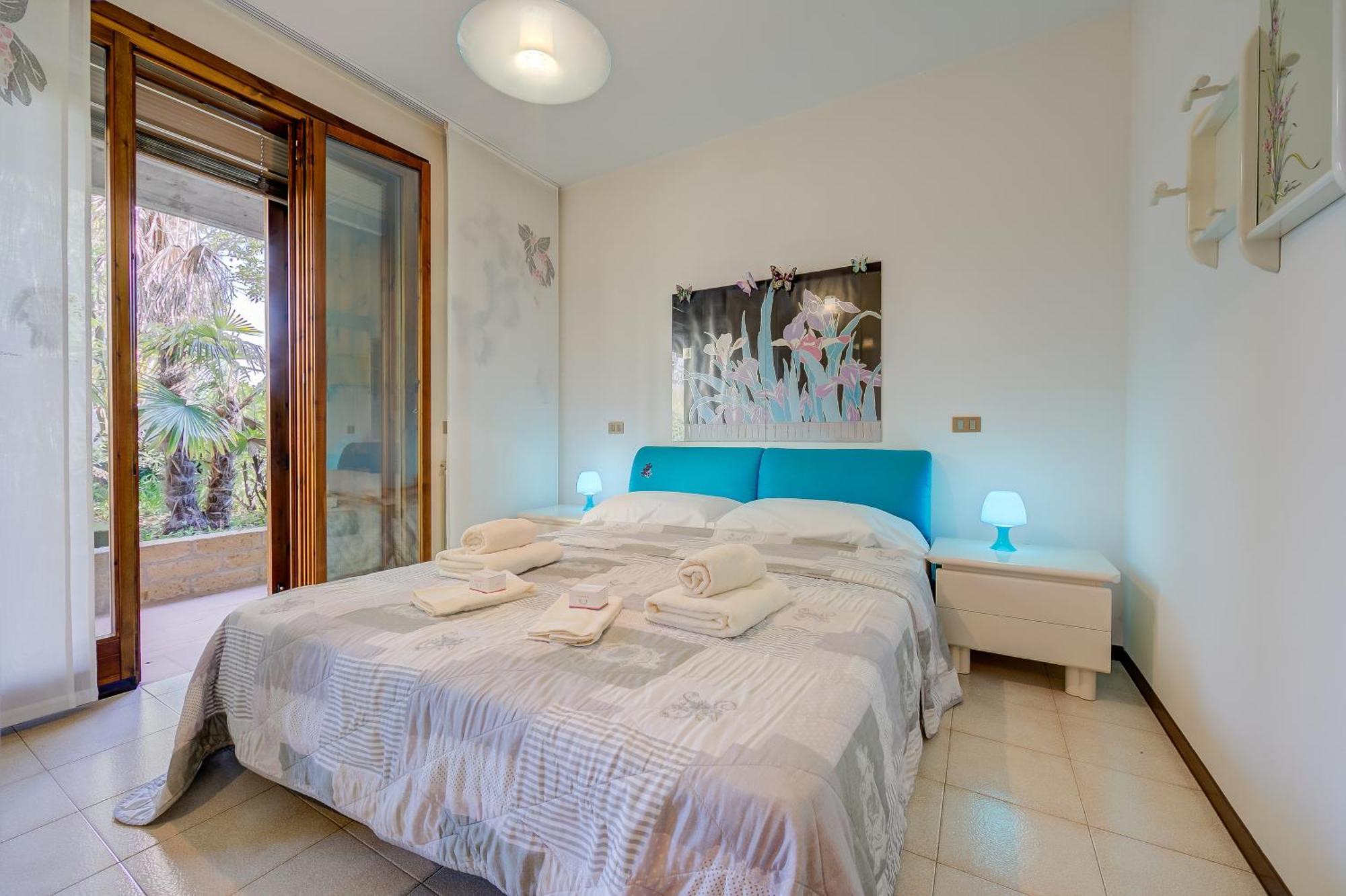 Lella Apartment Front Beach Garda Lake - Happy Rentals Σιρμιόνε Εξωτερικό φωτογραφία